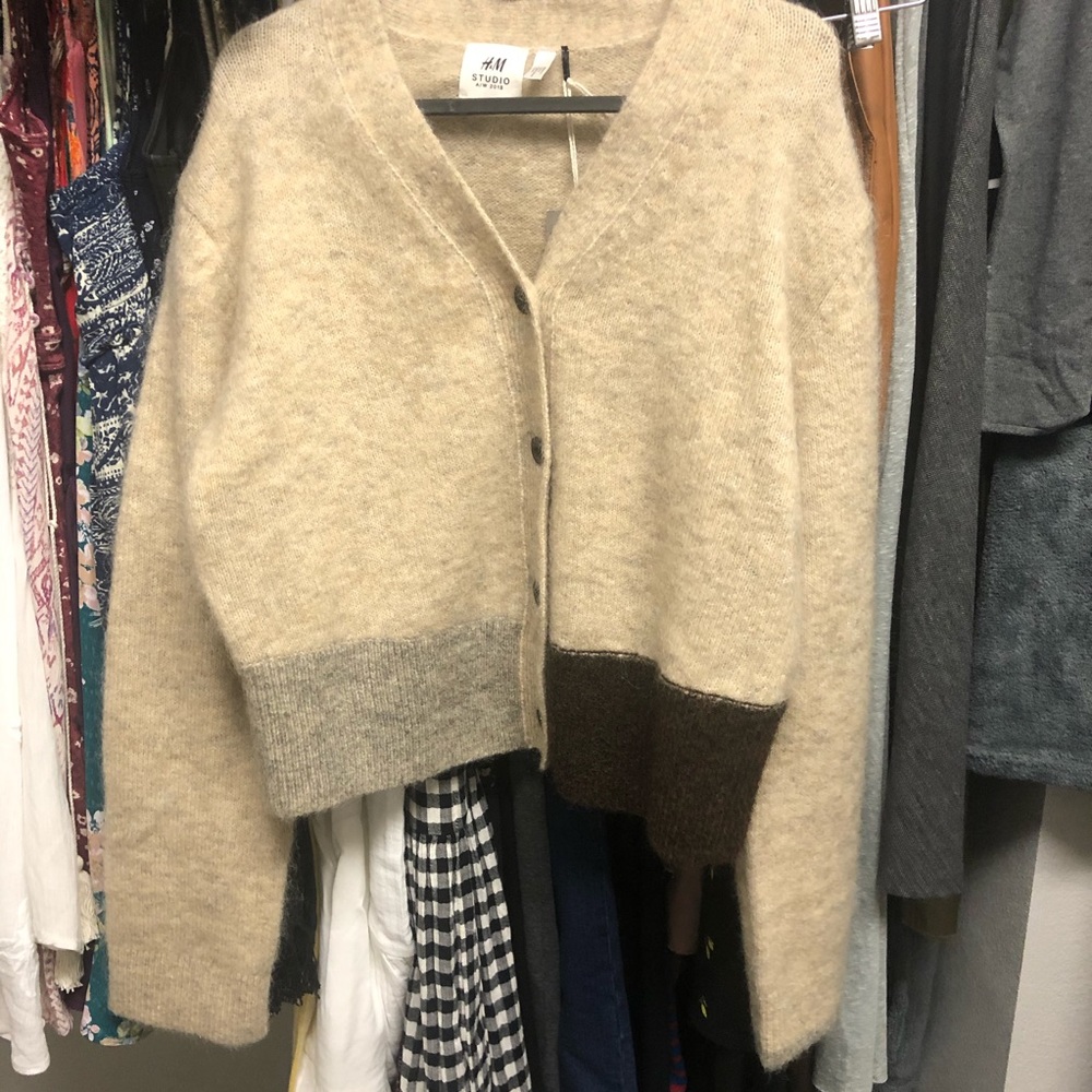 H&M sweater
